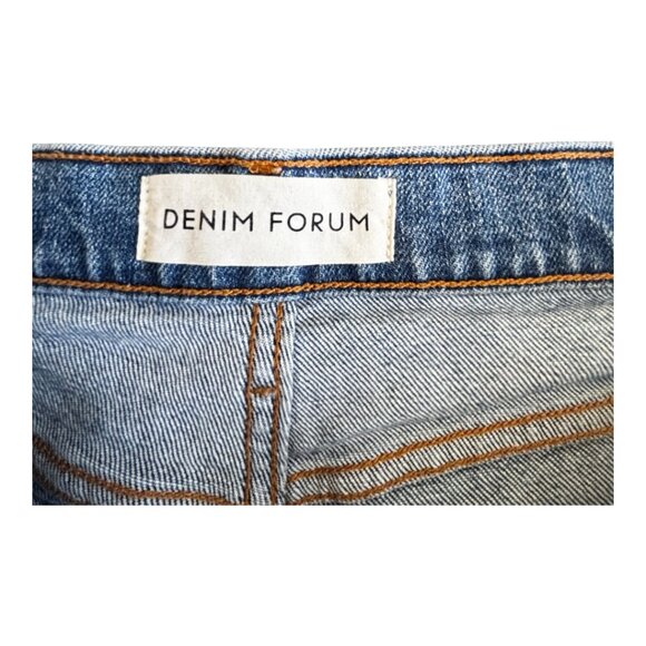 Aritzia Denim Forum Arlo High Rise Straight - Excellent Condition. Size 30 - Picture 5 of 8